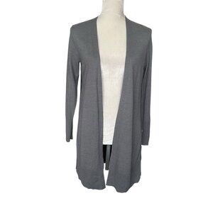 Tahari Merino Wool Gray Sweater Cardigan Women’s Size S Buttons At Both Sides